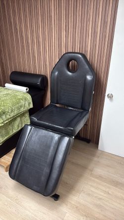 Massage Table  / Chair / Beauty Chair 
