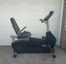 Discovery 6.0R Exercise Bike Delivery Available for Sale in Glendale AZ OfferUp