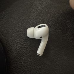 AirPod Pro Gen 1 RIGHT ONE ONLY