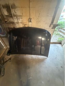 2008 suburban hood