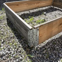 Folding Planter Boxes 
