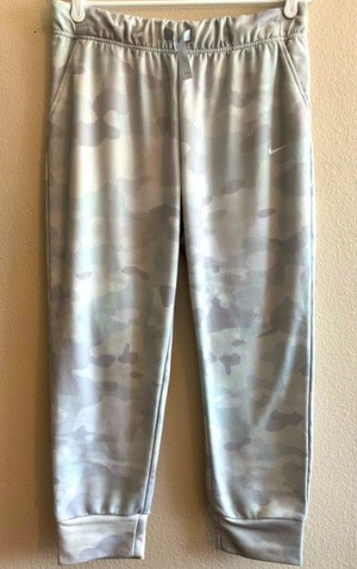 Nike Dry Rebel Camo 7/8 Pants Size M Womens Grey Camo CD5414-012
