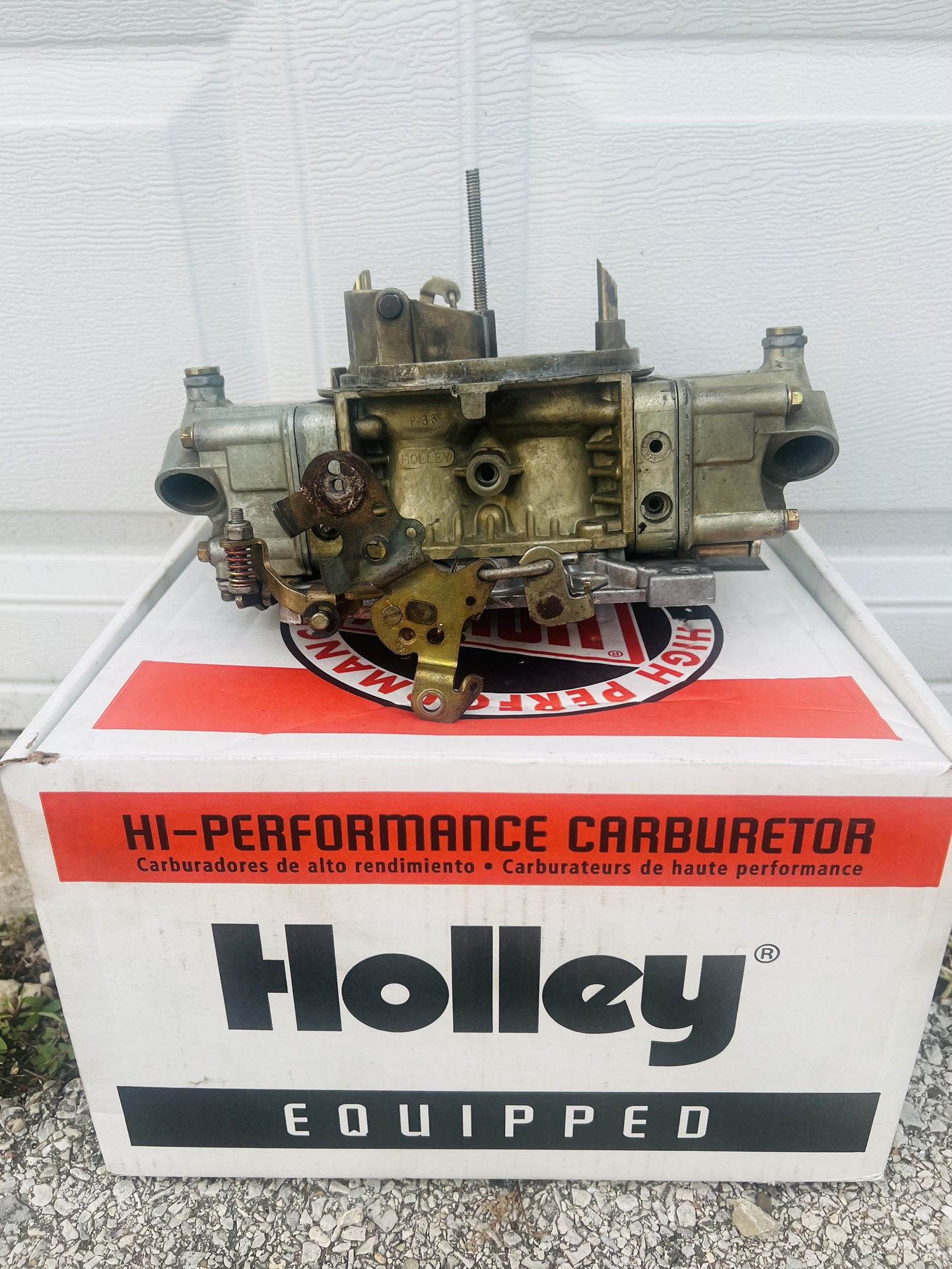Holley 0-4778 700 CFM Classic Double Pumper Carburetor
