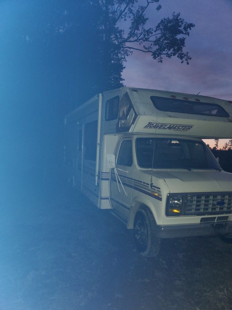 1990 Ford E-350