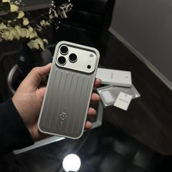 iPhone 17 Pro Case