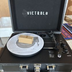 Victrola Bluetooth Suitcase Record Player – For Parts/Repair