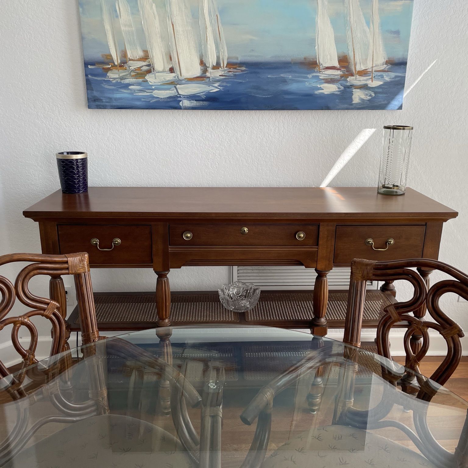 Broyhill Dining Table,chairs and Sideboard