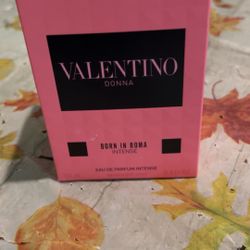 Valentino Perfume