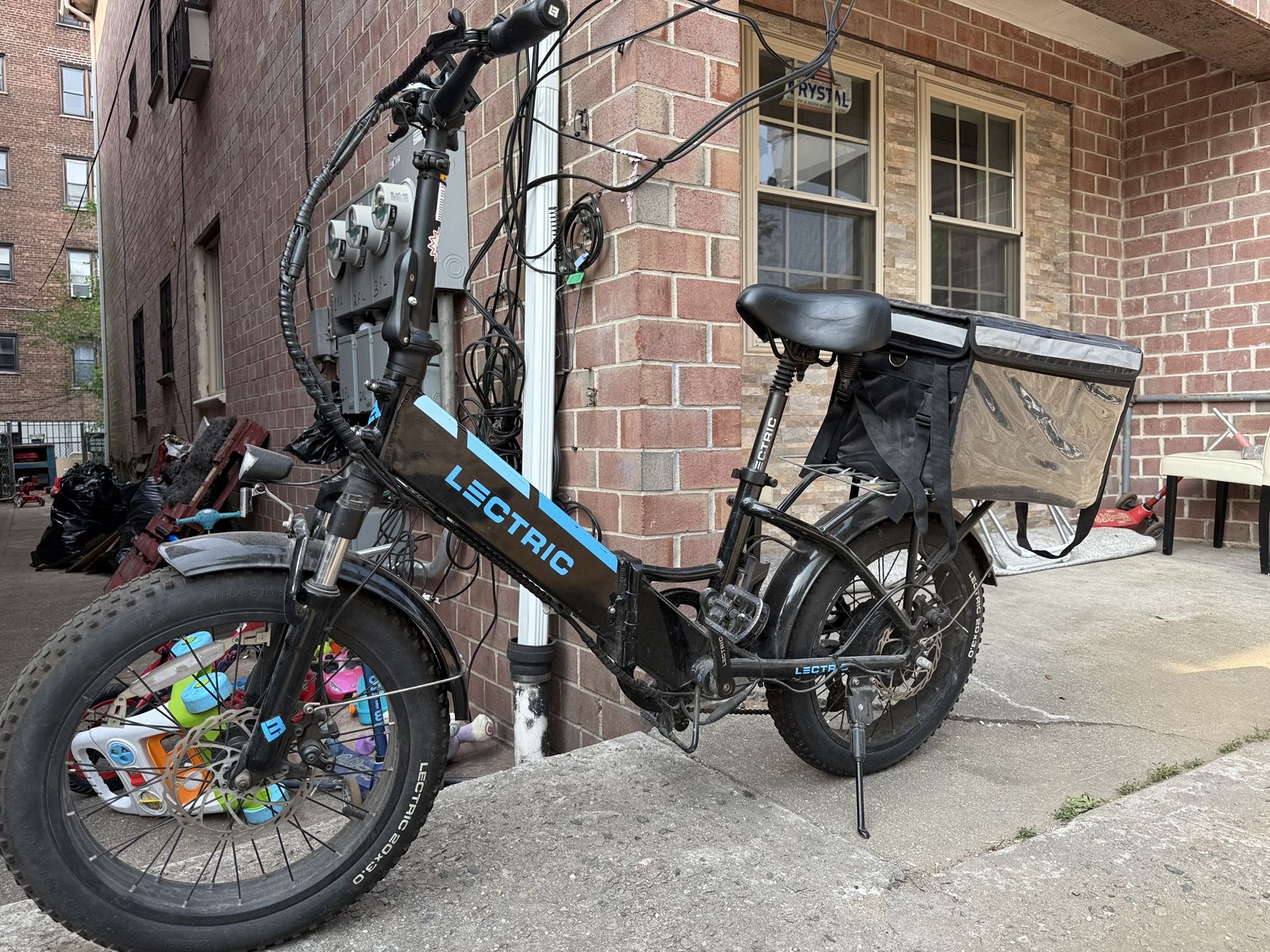 XP Step-Thru 3.0 Black Long-Range eBike