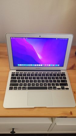 MacBook Air 11-in ch 2015 with charger I can deliver