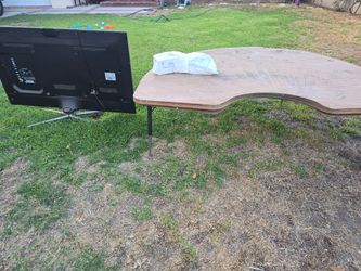 FREE TV, PRESCHOOL TABLE AND BABY FEEDING