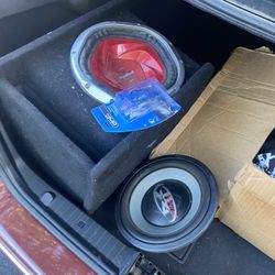 12 Inch Subwoofers And Fuse box  With Box 