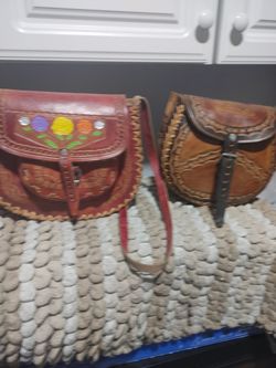 Mexican leather artesanal purse