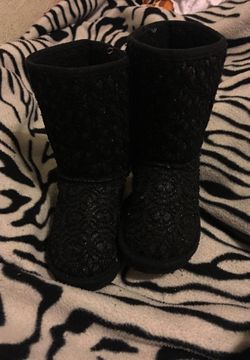 Girls boots size 7
