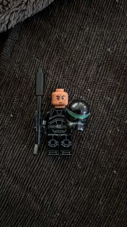 crosshair mini fig
