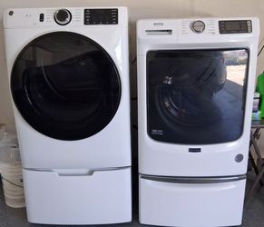 2024 Washer (Maytag) Dryer (GE) Frontloaders
