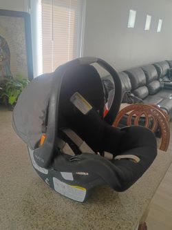 Car Seat / Baby Carrier