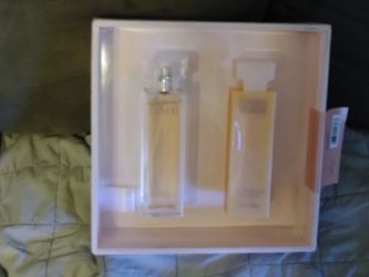 Calvin Klein Eternity Moment Womens Perfume Gift Set BNIB