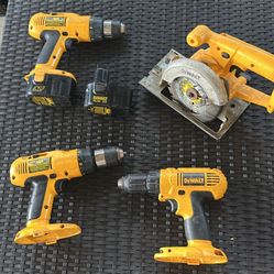 Four DeWalt Power Tools Adjustable Clutch Drivers , Trim Saw