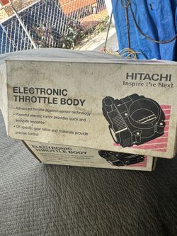 VÁLVULVA DE ACELERACIÓN ELECTRÓNICA  PARTS THROTTLE BODY  2011 GMC SIERRA 