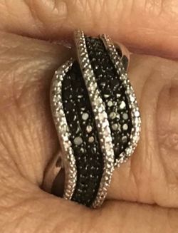NEW 925 Sterling Silver Genuine Black/White Diamonds # 7 Ring SALE. TODAY. $190 🎈