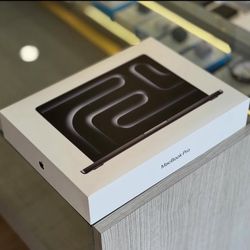 Apple MacBook Pro M5 2025