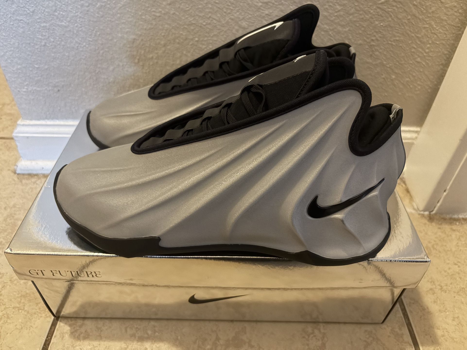 Nike G.T Future Size 10us