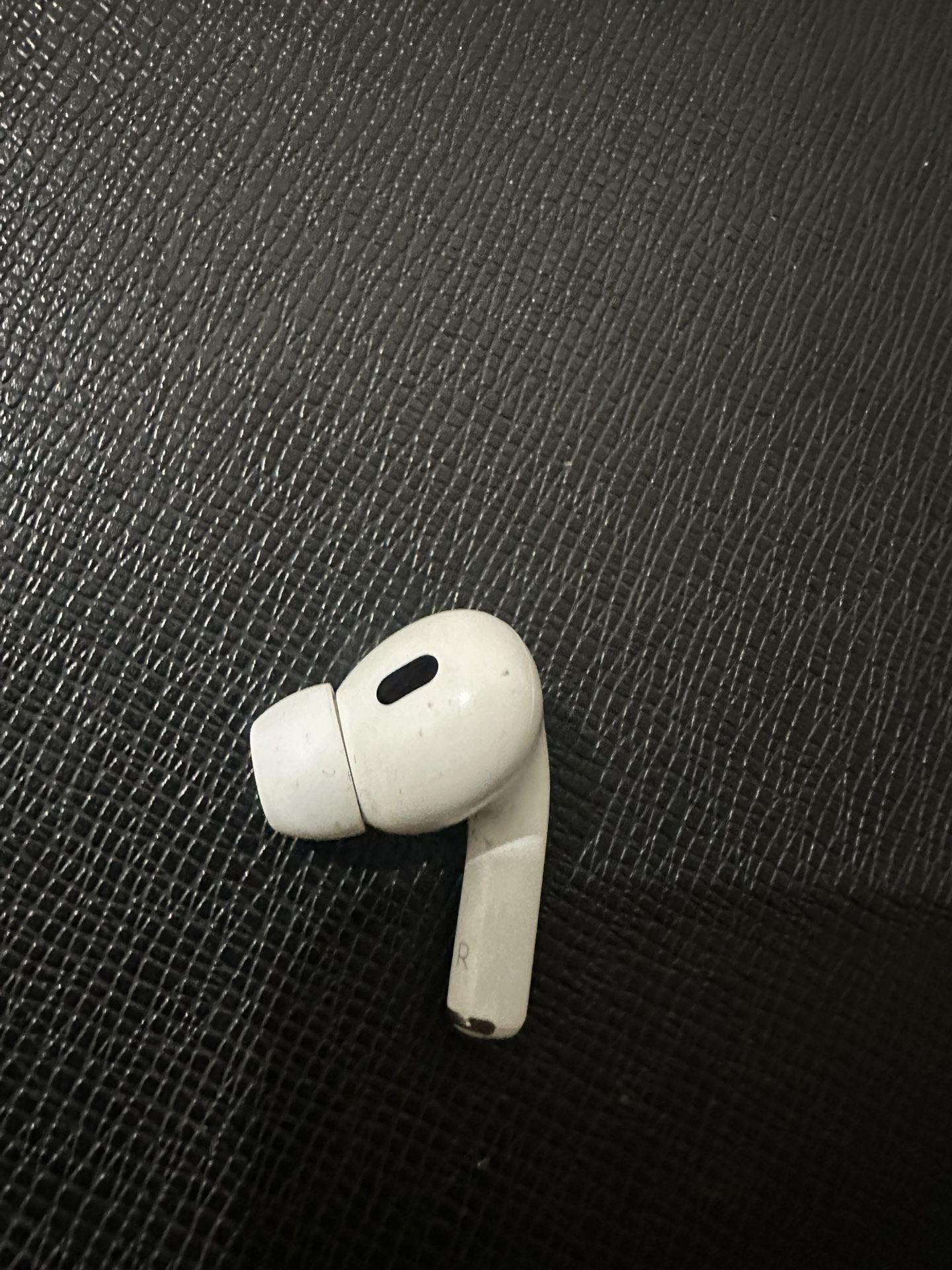 Right AirPod Pro Gen 2