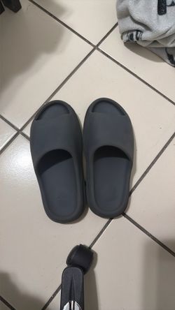 Yeezy Slides