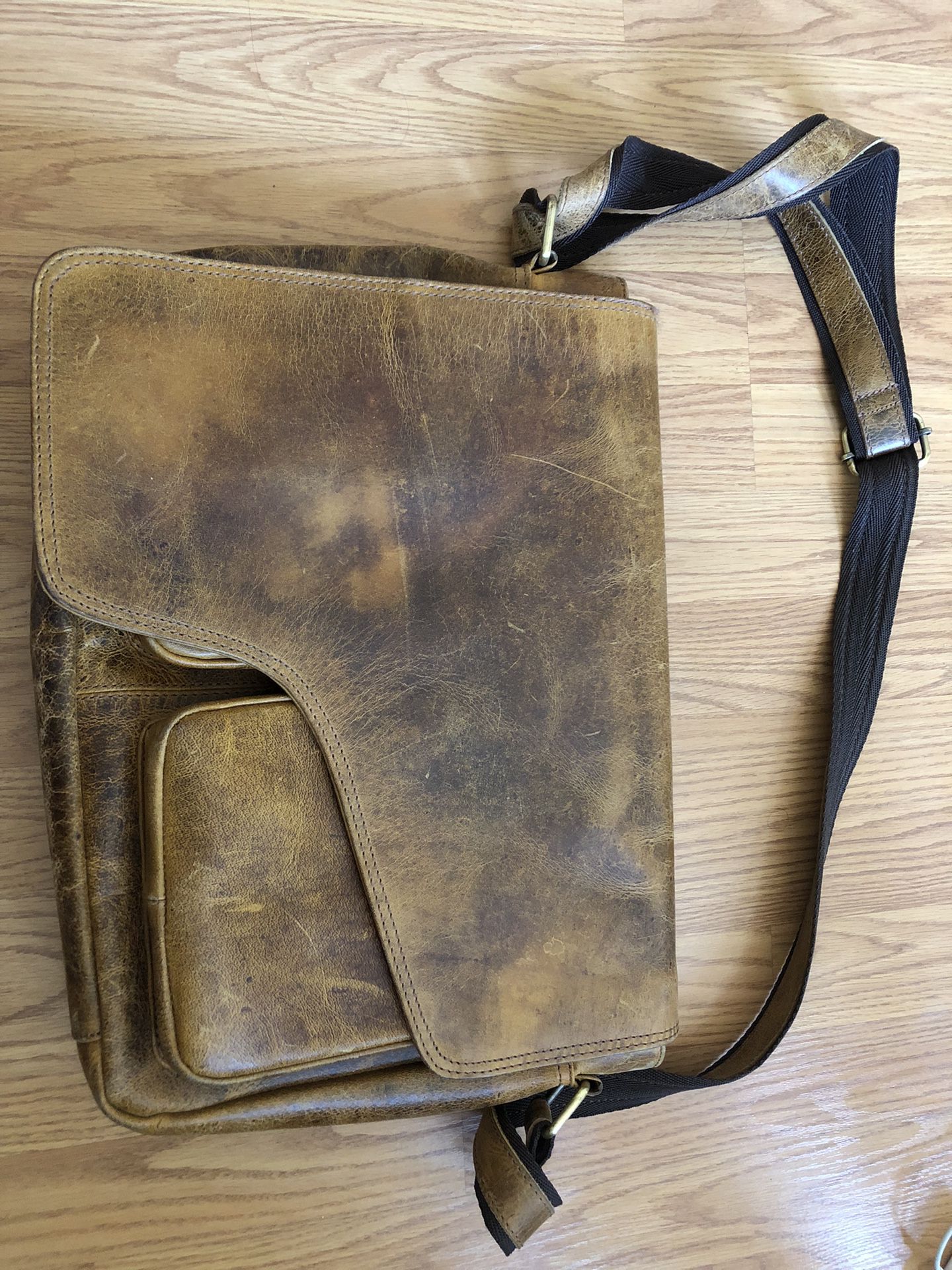 Leather Kodiak Messenger Bag
