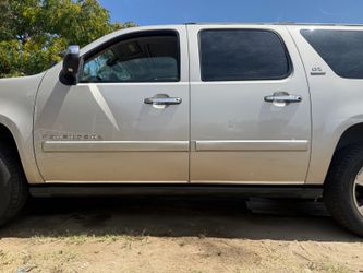 2007/14 Cadillac Escalade ESV power folding out running boards GMC Yukon XL Denali/ Chevy Silverado power side steps