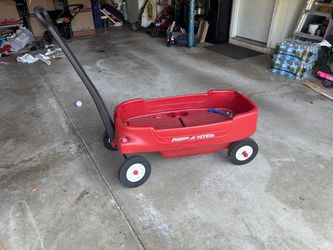 Plastic radio flyer