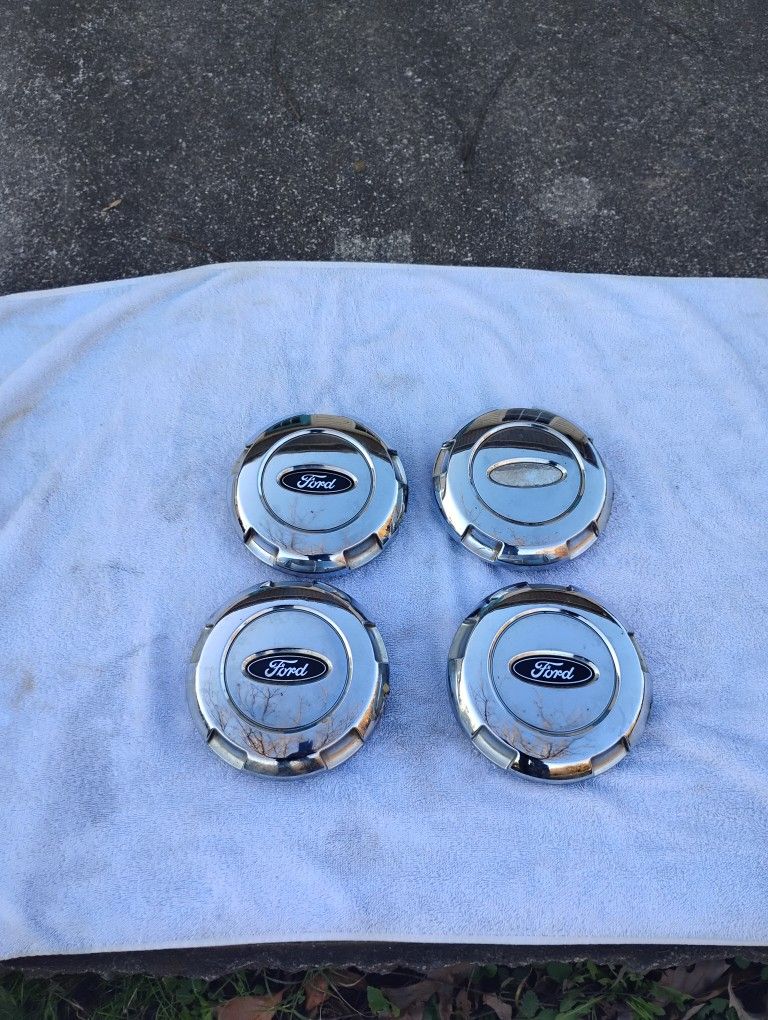 04 Thru 08 F150 Center Caps