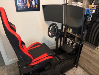 Sim Racing Seat 2 Monitors & a Logitech Wheel