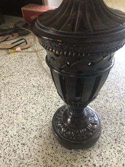 Table lamp