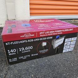 Selling 14 LED flood lights Keystone XFit Each light is 140 watts and gives 19600 lumens