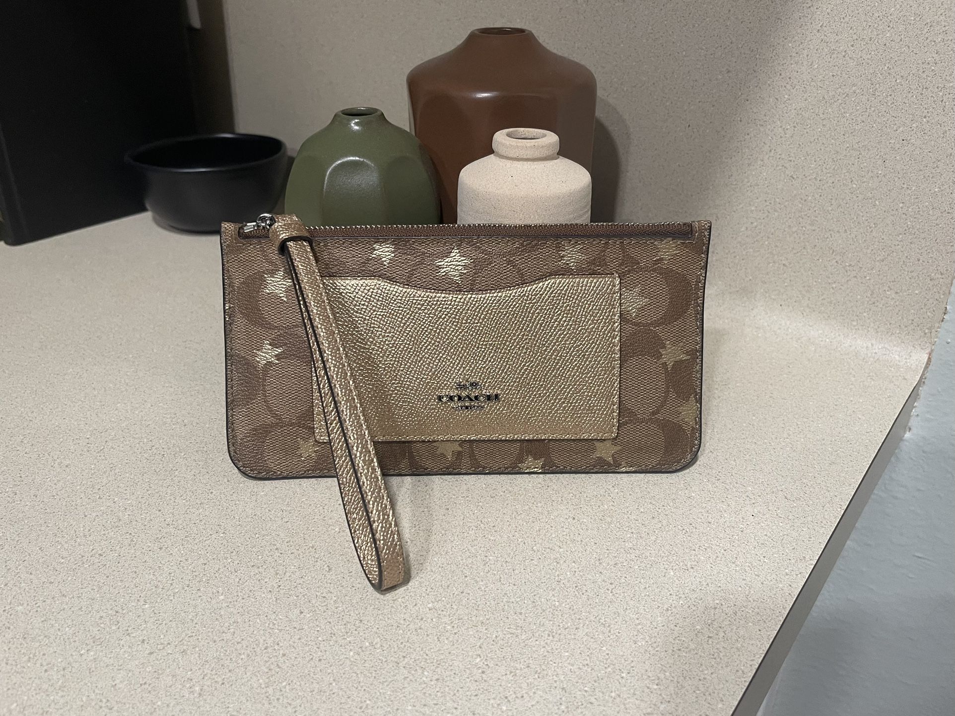 New Large Coach Wristlet Wallet 