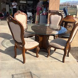 Table With 4 Chairs 🪑 