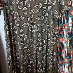 Size Small Lularoe Carly