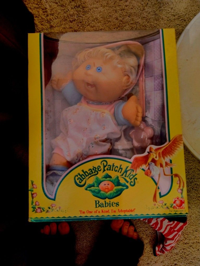 Cabbage Patch Kids Doll With Baby Seat As A Bonus