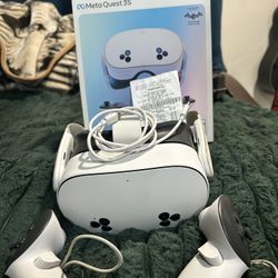 Meta Quest 3s 128g With Box, Receipt And Charger