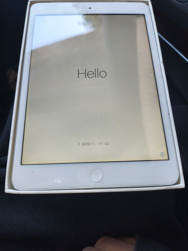 Apple iPad Mini 2