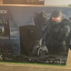 Microsoft Xbox Series X Halo Infinite Limited Edition Console Bundle