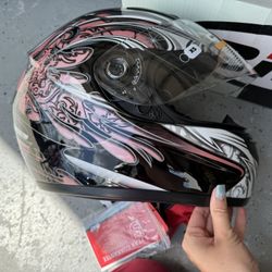 BILT Racer Women’s Pink Helmet Size M - New W/ Box!