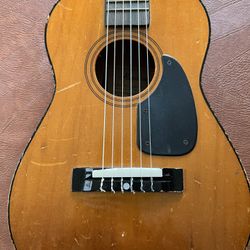 Harmony 1/4 Size Guitar