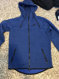 Nike tech fleece size medium zip up jacket
