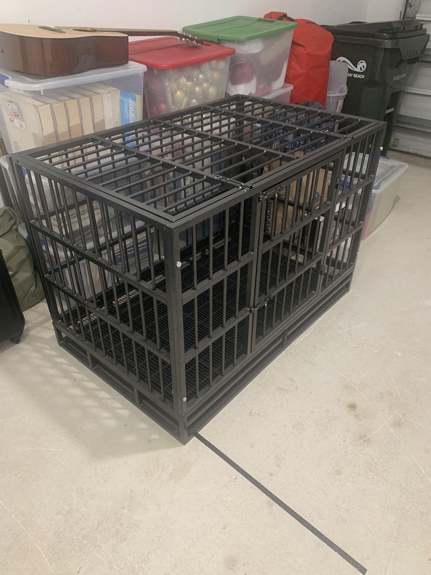 Dog crate