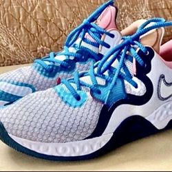 NIKE LOONEY TUNES SHOES