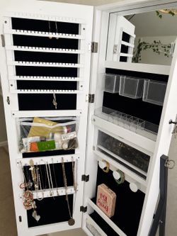 Full Length Standing Jewelry and Makeup Mirror Cabinet w/ Storage