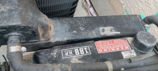 188 Hp  mercruser 8 Cilender boat  motor